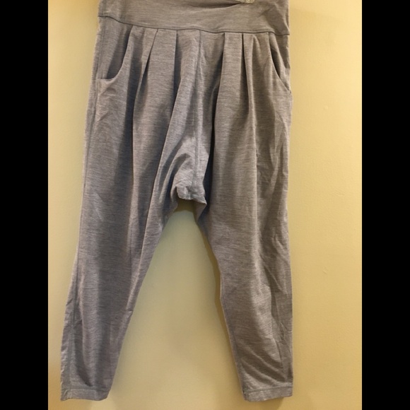 Lululemon Happy Hatha Crop Heathered Fossil/Fossil - Picture 5 of 8